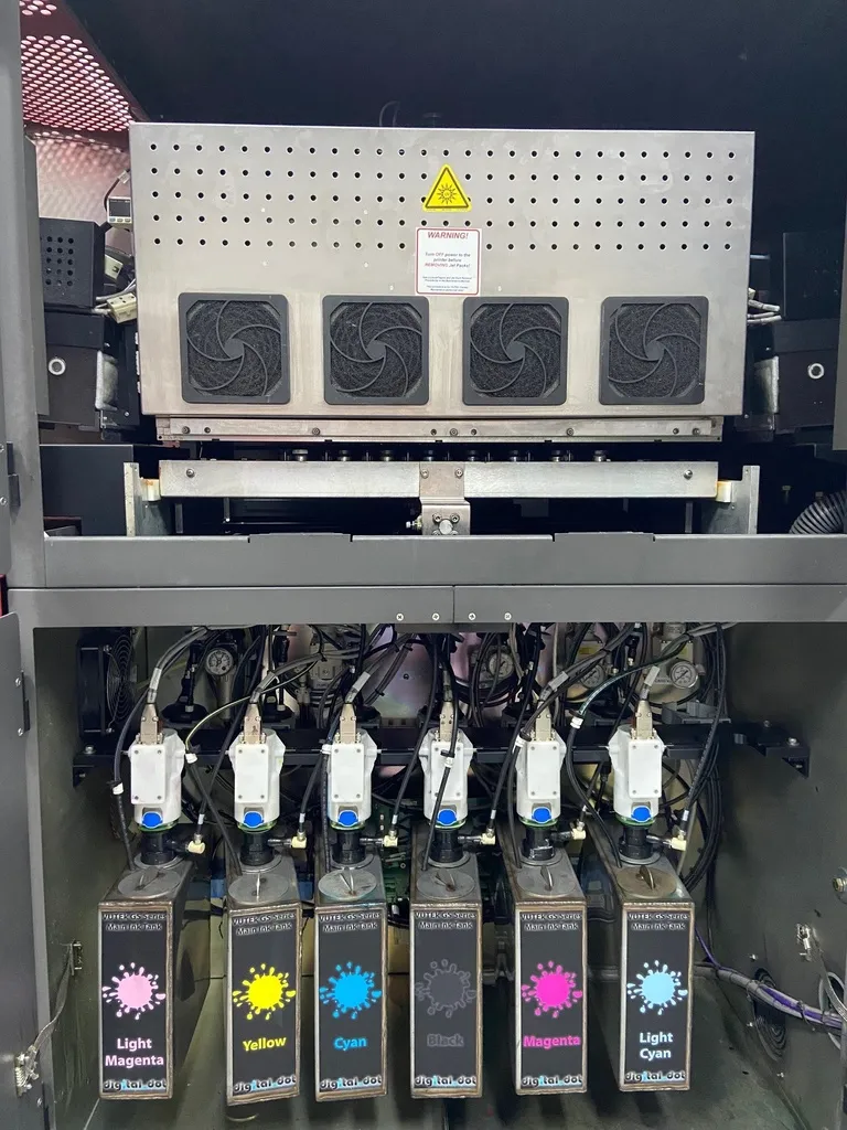 H2000 Pro - Ink Cabinet.webp